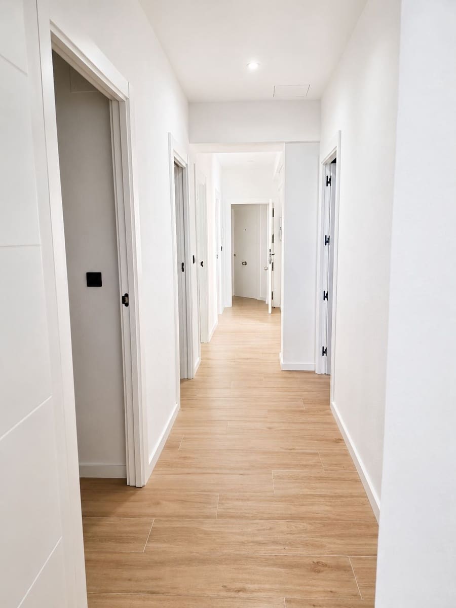 3 slaapkamer Appartement te huur in Murcia stad - € 1.800 (Ref: 9989799)