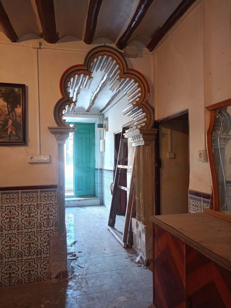 6 Zimmer Haus zu verkaufen in La Paca mit Garage - 120.000 € (Ref: 9989806)