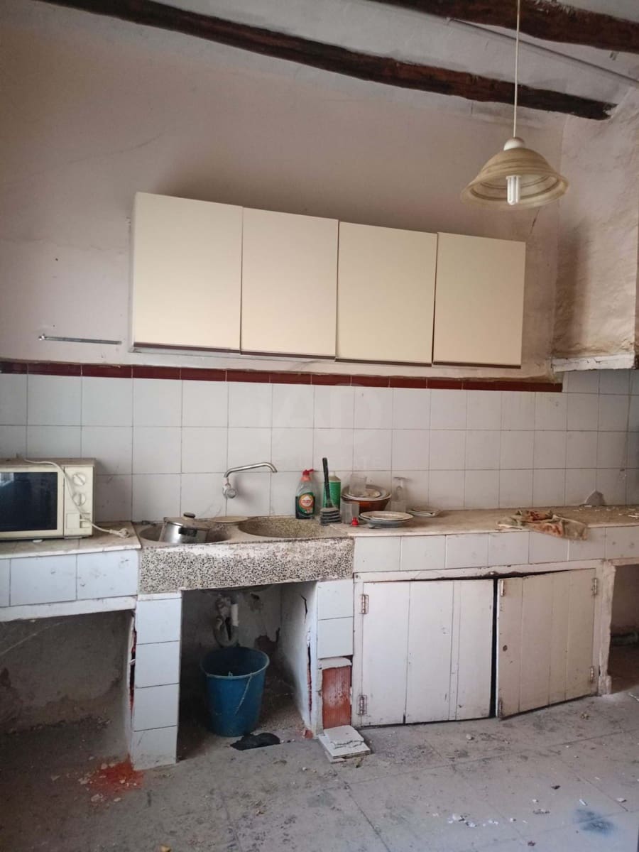 6 Zimmer Haus zu verkaufen in La Paca mit Garage - 120.000 € (Ref: 9989806)