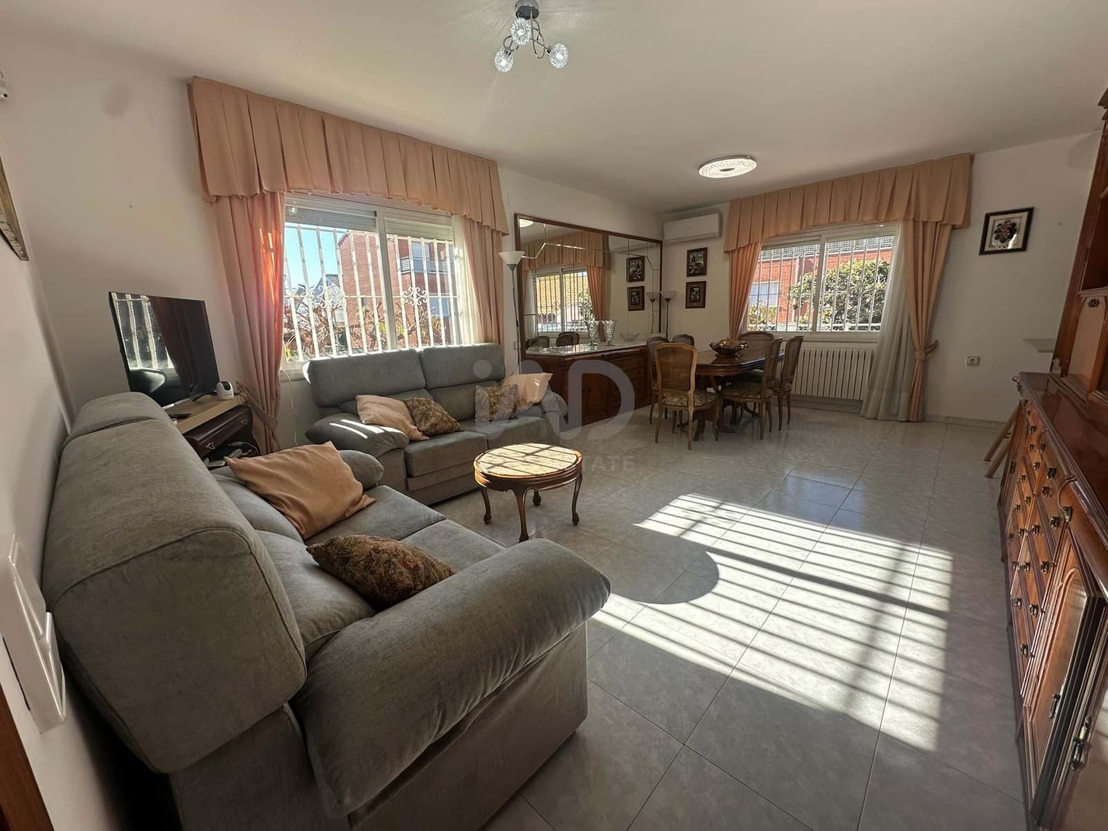 4 slaapkamer Huis te koop in Parets del Valles met garage - € 495.000 (Ref: 9989808)
