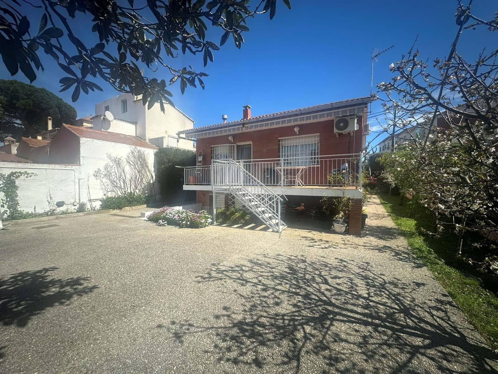 4 slaapkamer Huis te koop in Parets del Valles met garage - € 495.000 (Ref: 9989808)