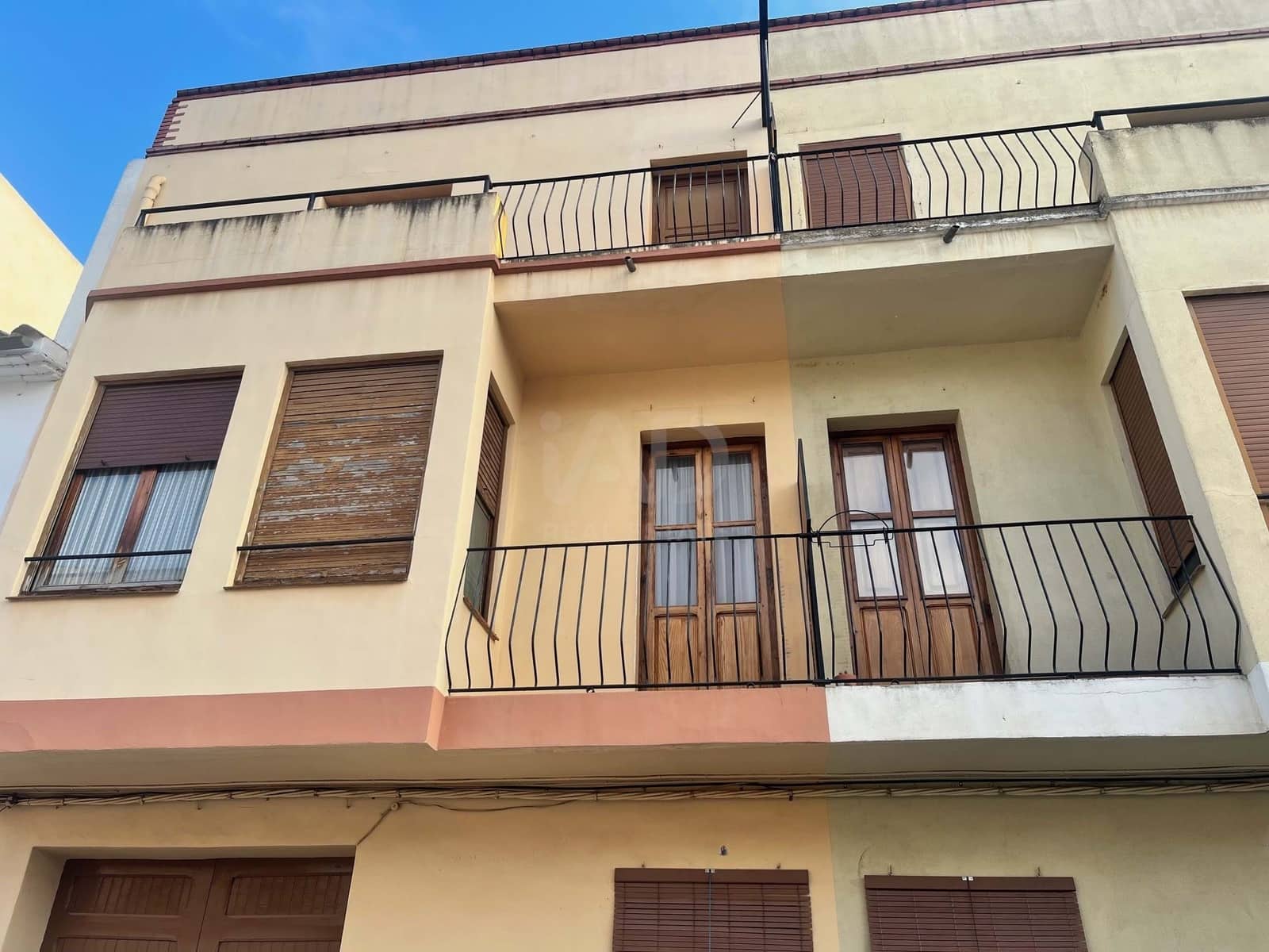4 camera da letto Villetta a Schiera in vendita in Benlloch con garage - 139.000 € (Rif: 9989809)