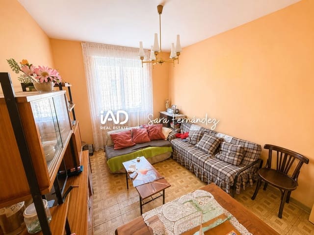 2 bedroom Finca/Country House for sale in Riego de la Vega with garage - € 70,000 (Ref: 9989811)