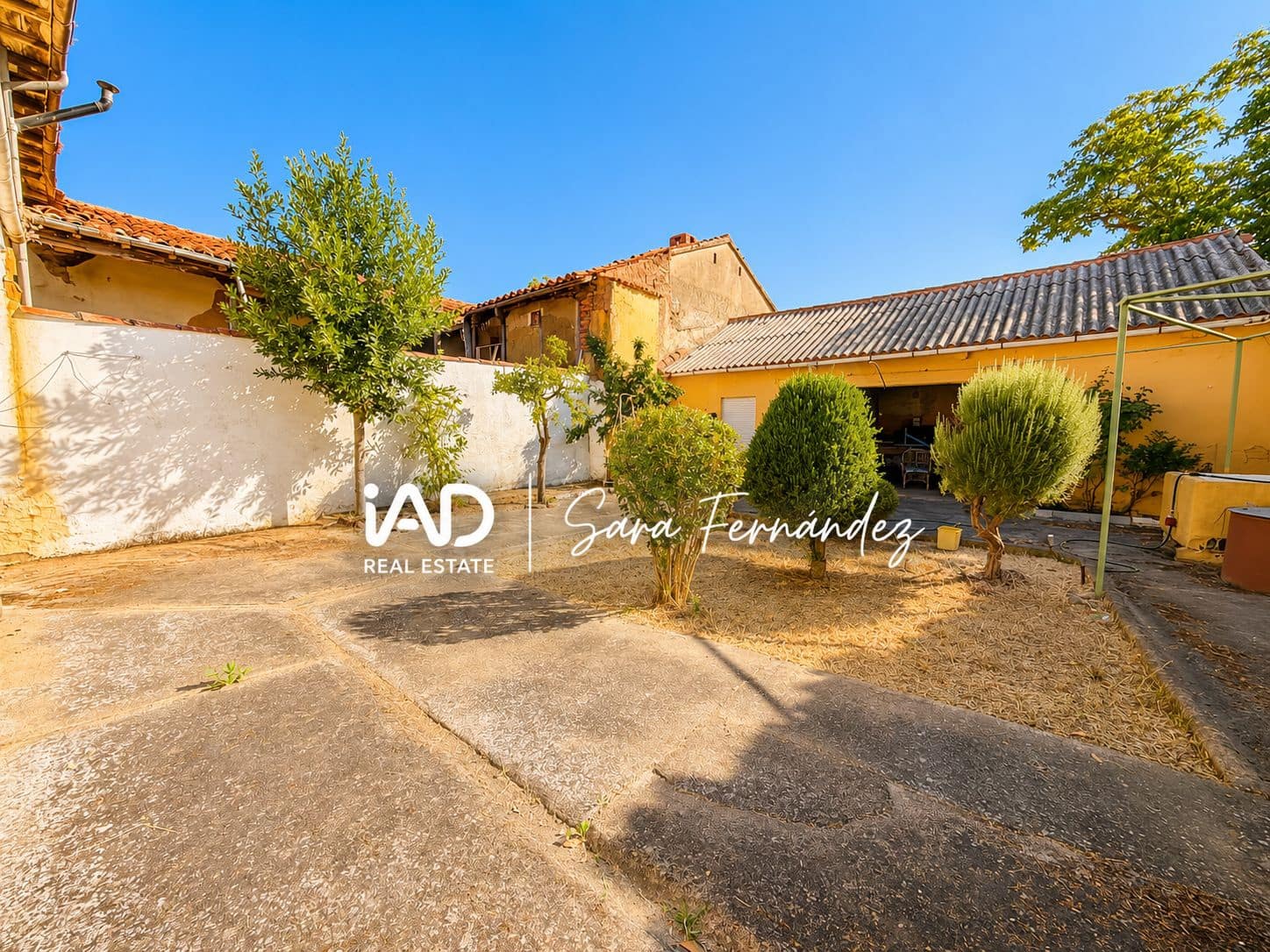 2 chambre Finca/Maison de Campagne à vendre à Riego de la Vega avec garage - 70 000 € (Ref: 9989811)