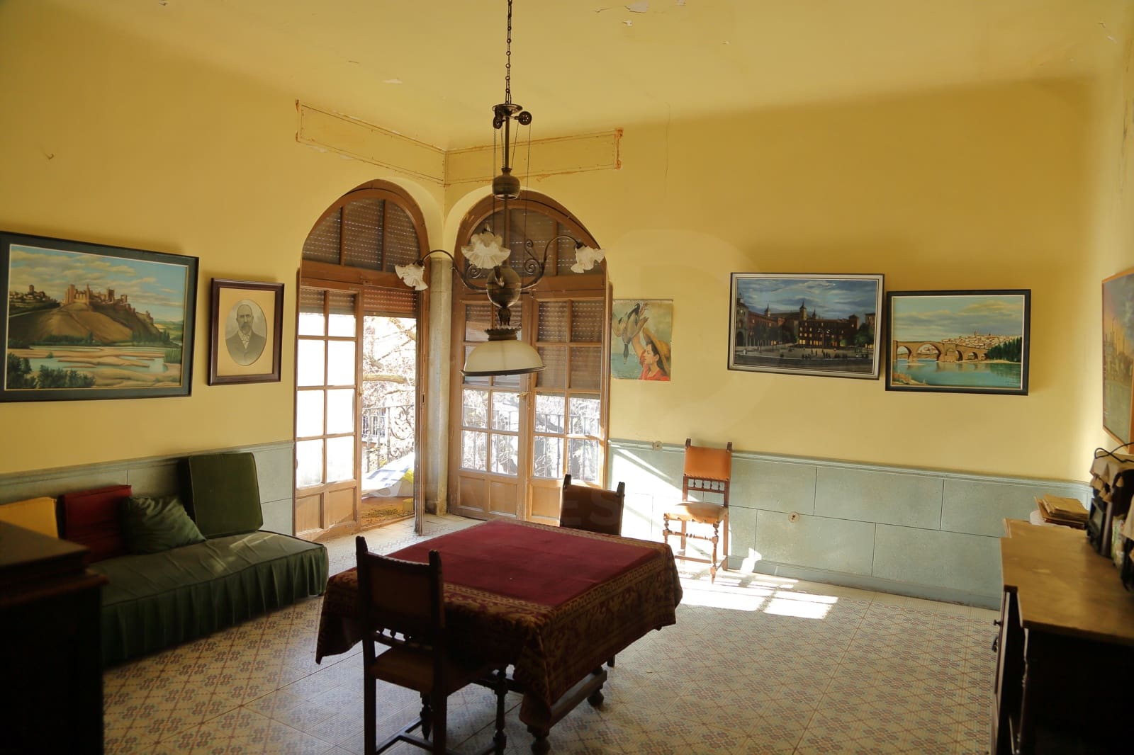 10 soveværelse Villa til salg i Toledo by med garage - € 750.000 (Ref: 9989865)