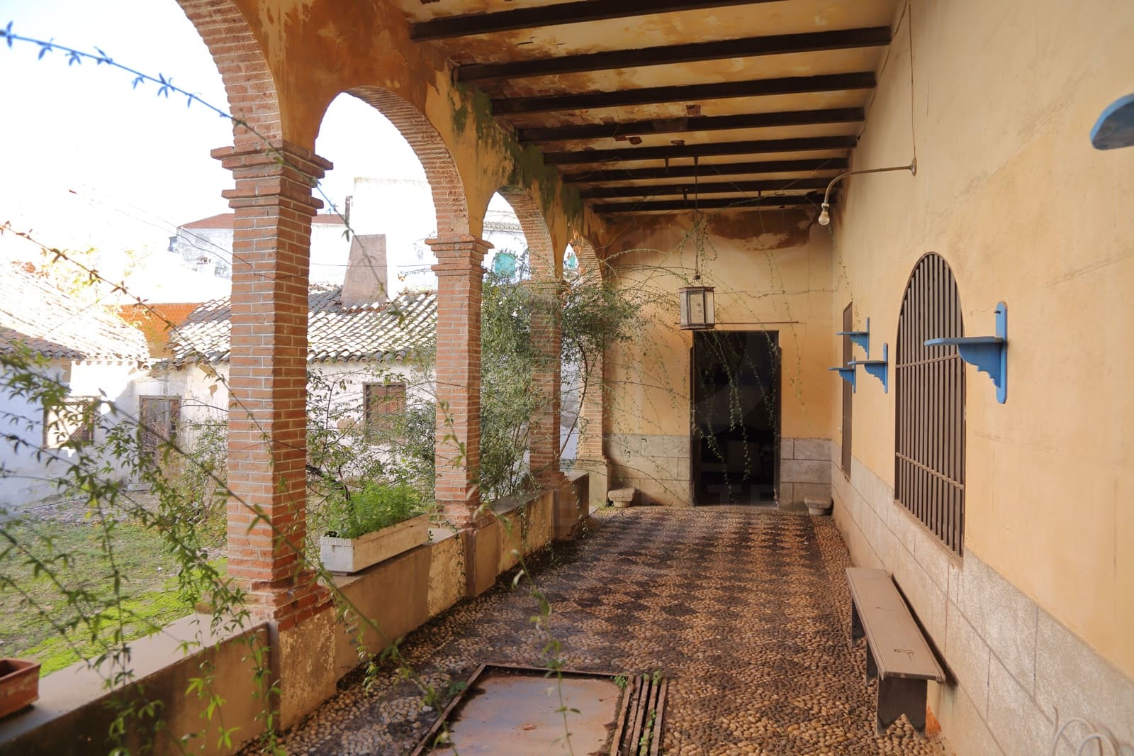 10 soveværelse Villa til salg i Toledo by med garage - € 750.000 (Ref: 9989865)