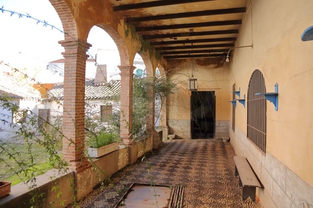 10 soveværelse Villa til salg i Toledo by med garage - € 750.000 (Ref: 9989865)