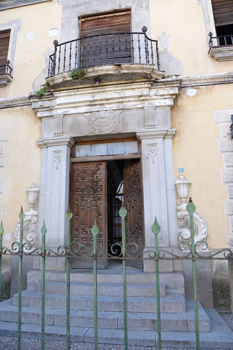 10 soveværelse Villa til salg i Toledo by med garage - € 750.000 (Ref: 9989865)