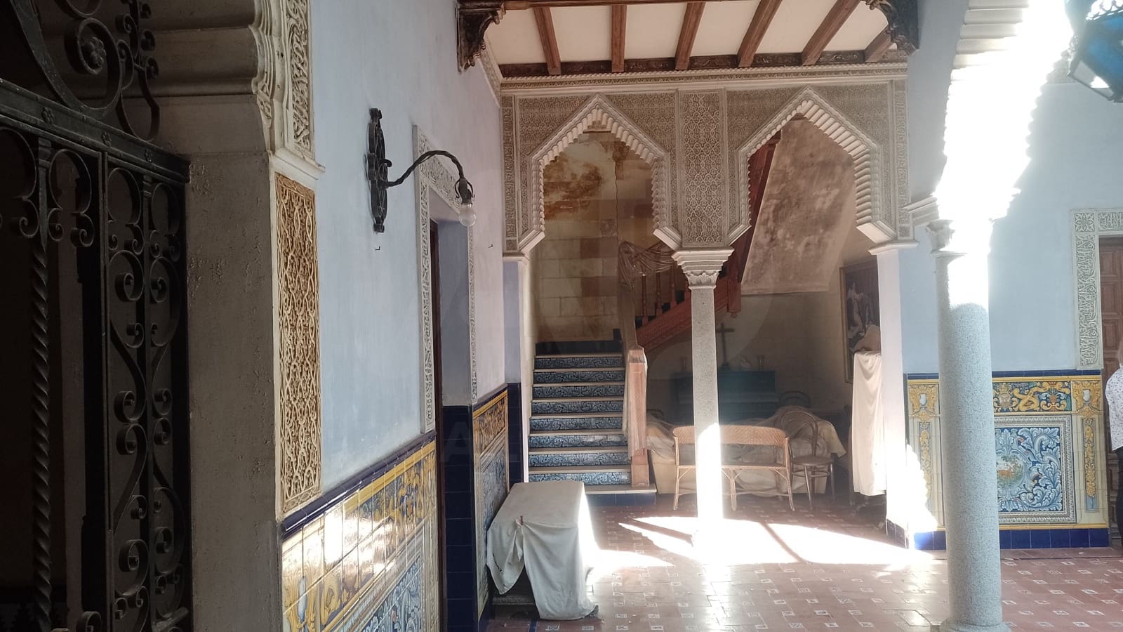 10 soveværelse Villa til salg i Toledo by med garage - € 750.000 (Ref: 9989865)