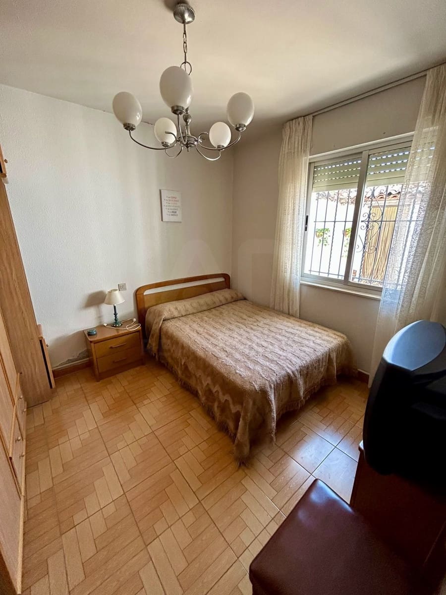 2 sovrum Radhus till salu i Villamanan med garage - 79 900 € (Ref: 9989896)