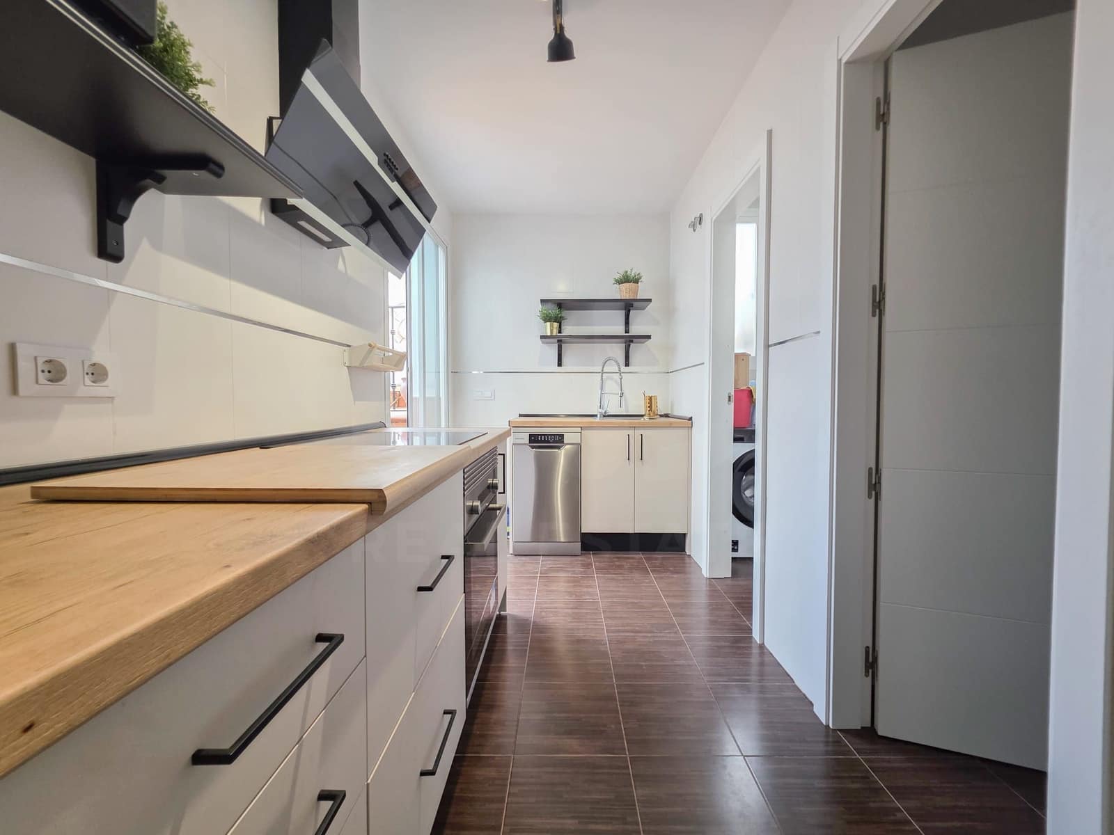 4 soverom Rekkehus til salgs i Cordoba by med garasje - € 160 000 (Ref: 9990105)