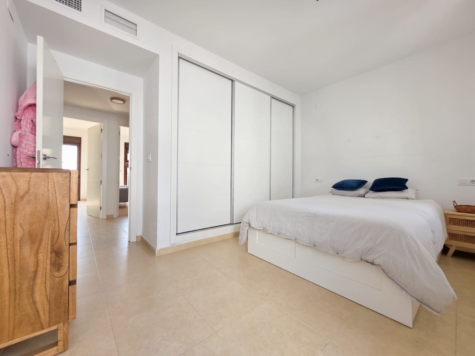 4 soverom Rekkehus til salgs i Cordoba by med garasje - € 160 000 (Ref: 9990105)