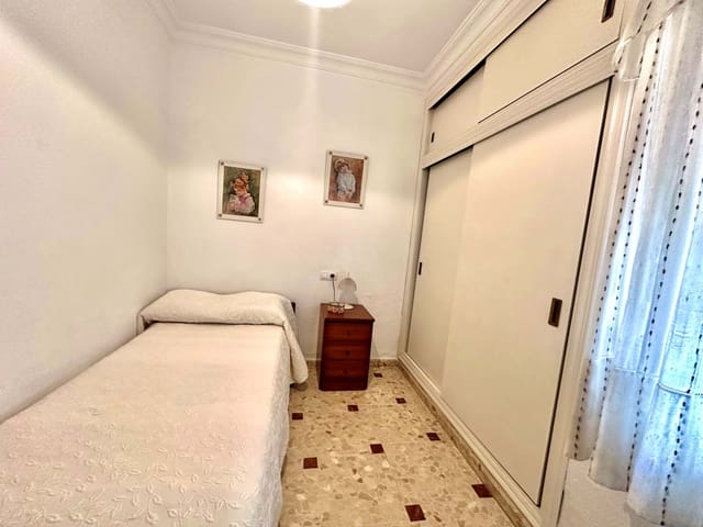 3 soverom Hus til salgs i Huelva by med garasje - € 239 900 (Ref: 9990106)