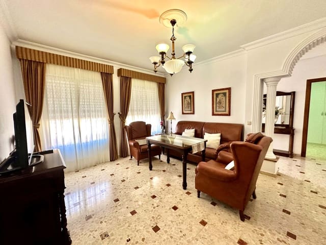 3 soverom Hus til salgs i Huelva by med garasje - € 239 900 (Ref: 9990106)