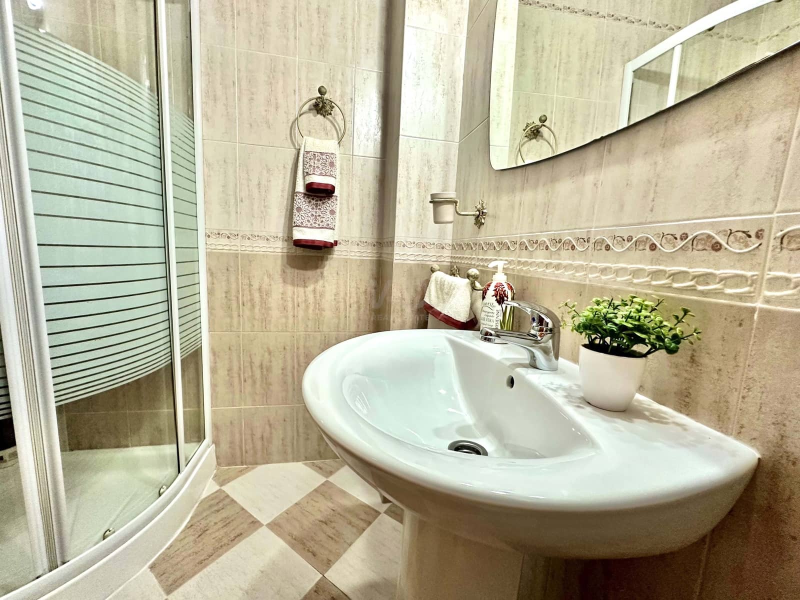 3 sypialnia Dom na sprzedaż w Miasto Huelva z garażem - 239 900 € (Ref: 9990106)