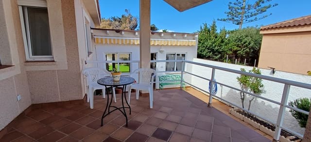 5 sypialnia Willa na sprzedaż w La Manga del Mar Menor z basenem garażem - 599 000 € (Ref: 9990107)