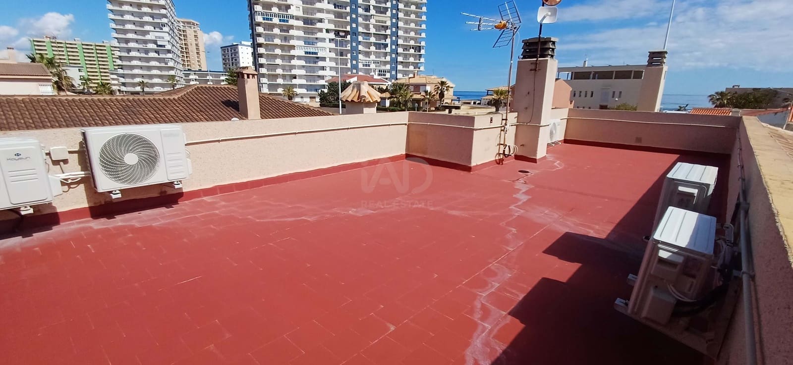 5 sypialnia Willa na sprzedaż w La Manga del Mar Menor z basenem garażem - 599 000 € (Ref: 9990107)