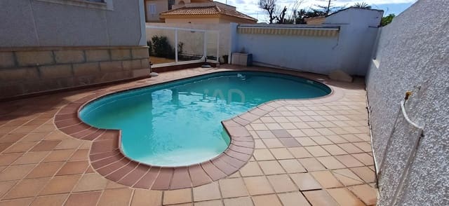 5 sypialnia Willa na sprzedaż w La Manga del Mar Menor z basenem garażem - 599 000 € (Ref: 9990107)