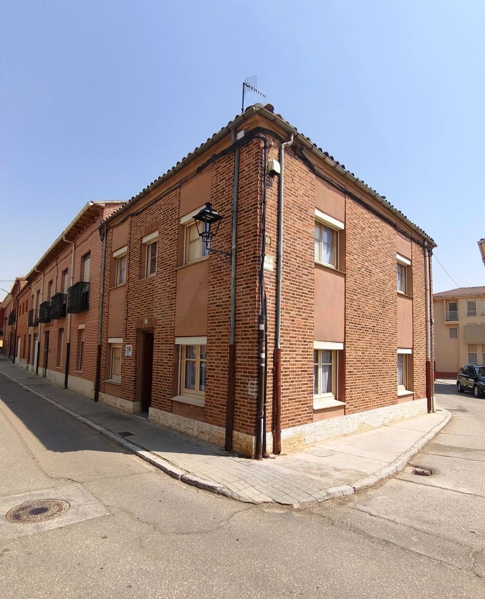 5 soverom Rekkehus til salgs i Palencia by - € 61 900 (Ref: 9990108)