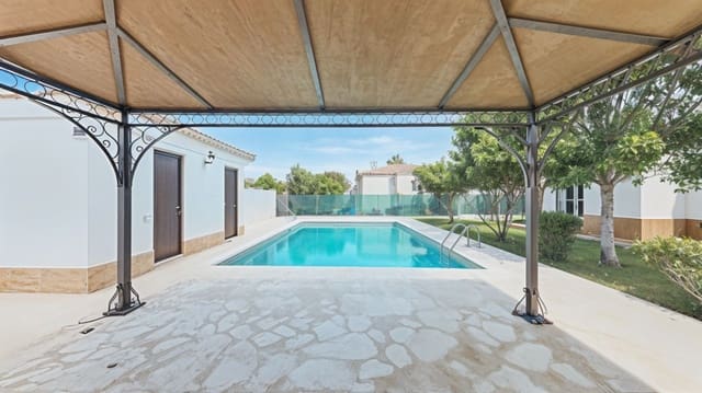 3 soverom Hus til salgs i Cádiz by med svømmebasseng - € 270 000 (Ref: 9990109)