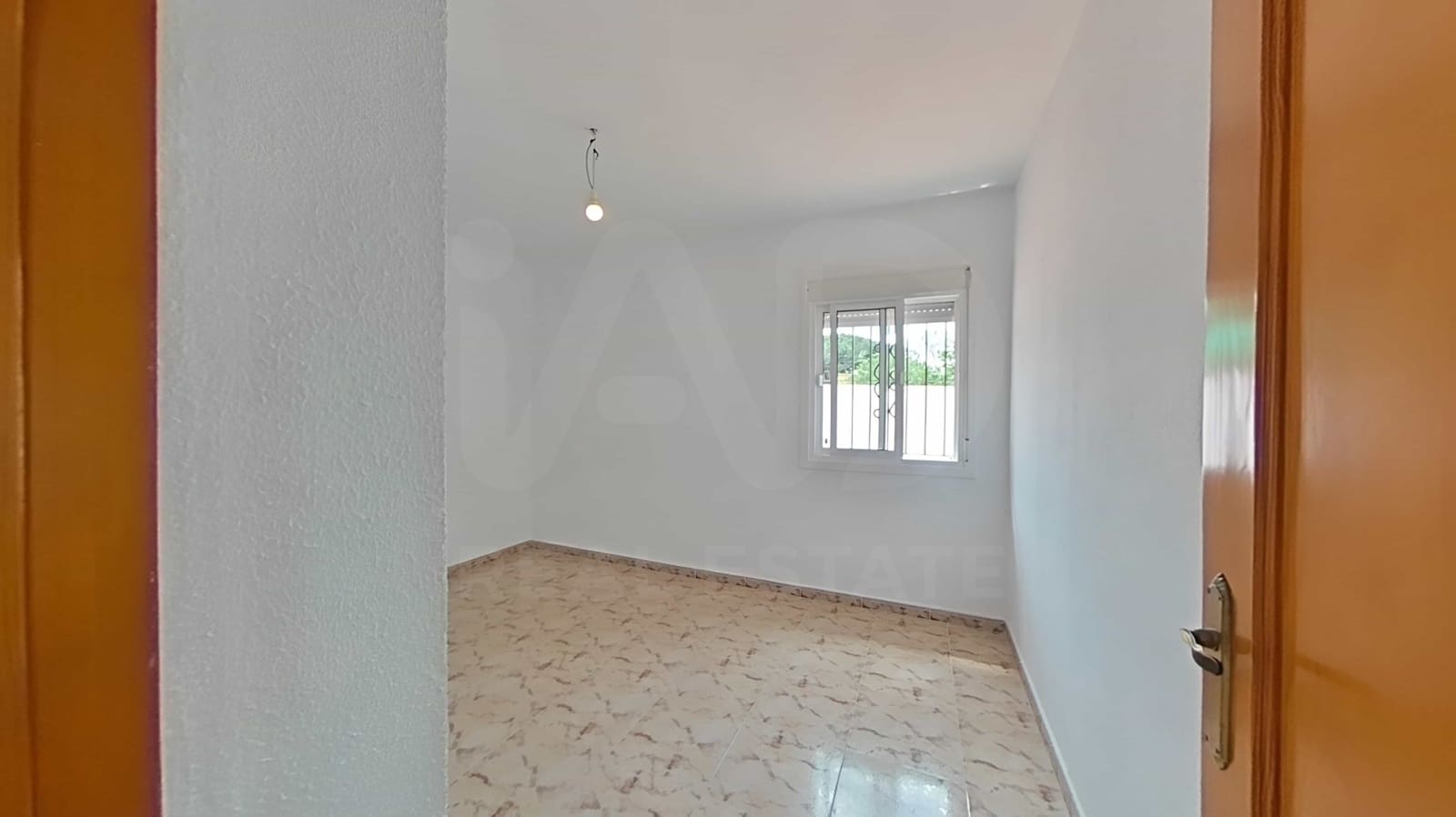 3 Zimmer Haus zu verkaufen in Cadiz Stadt mit Pool - 270.000 € (Ref: 9990109)