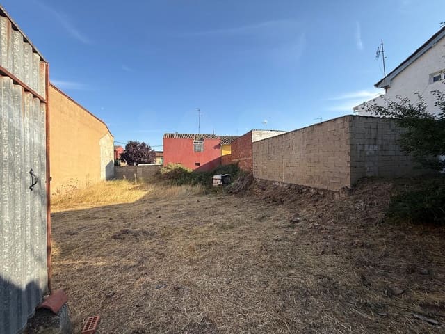 Tomt till salu i León stad - 53 000 € (Ref: 9990110)