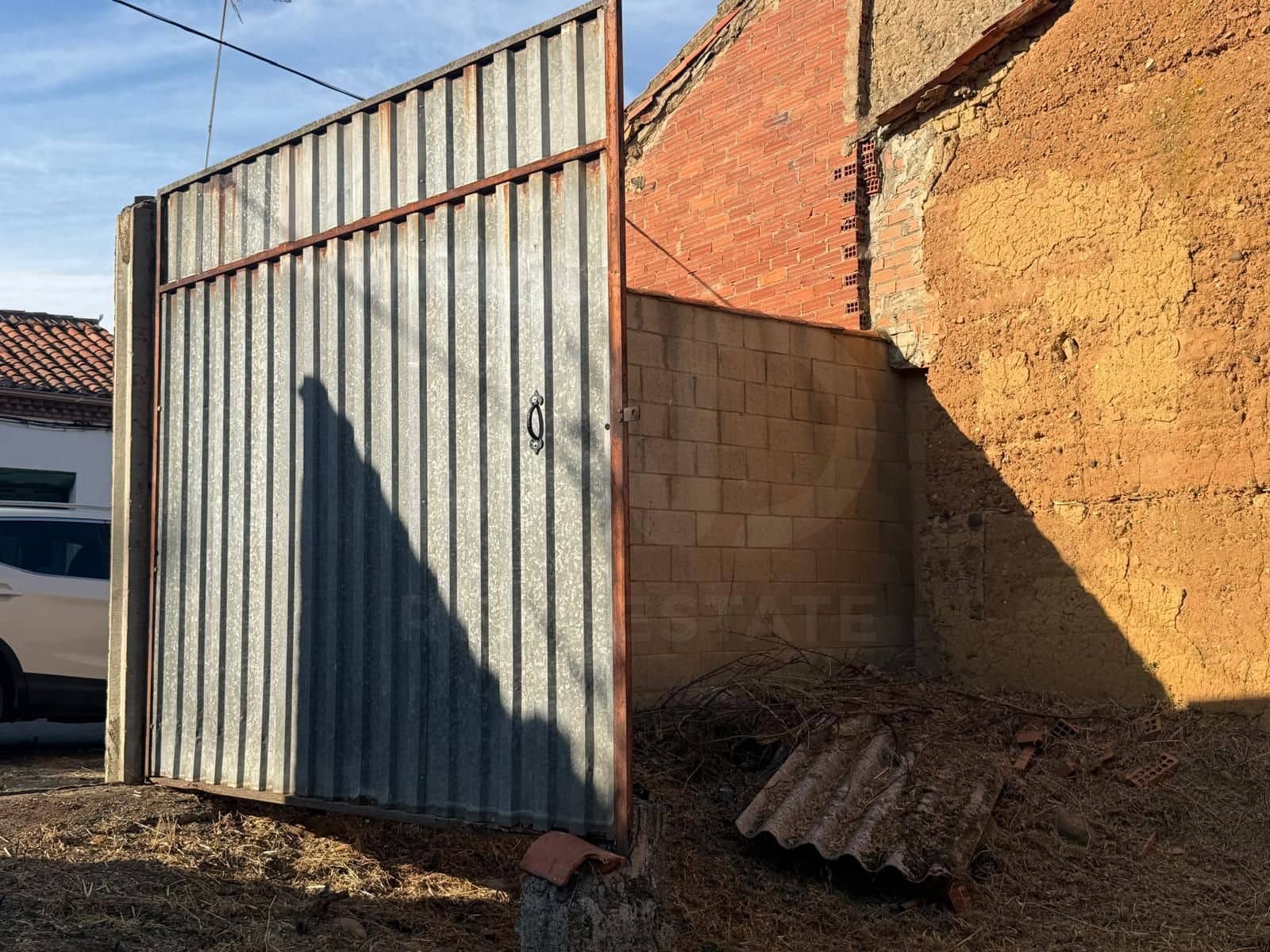 Building Plot for sale in Leon city - € 53,000 (Ref: 9990110)