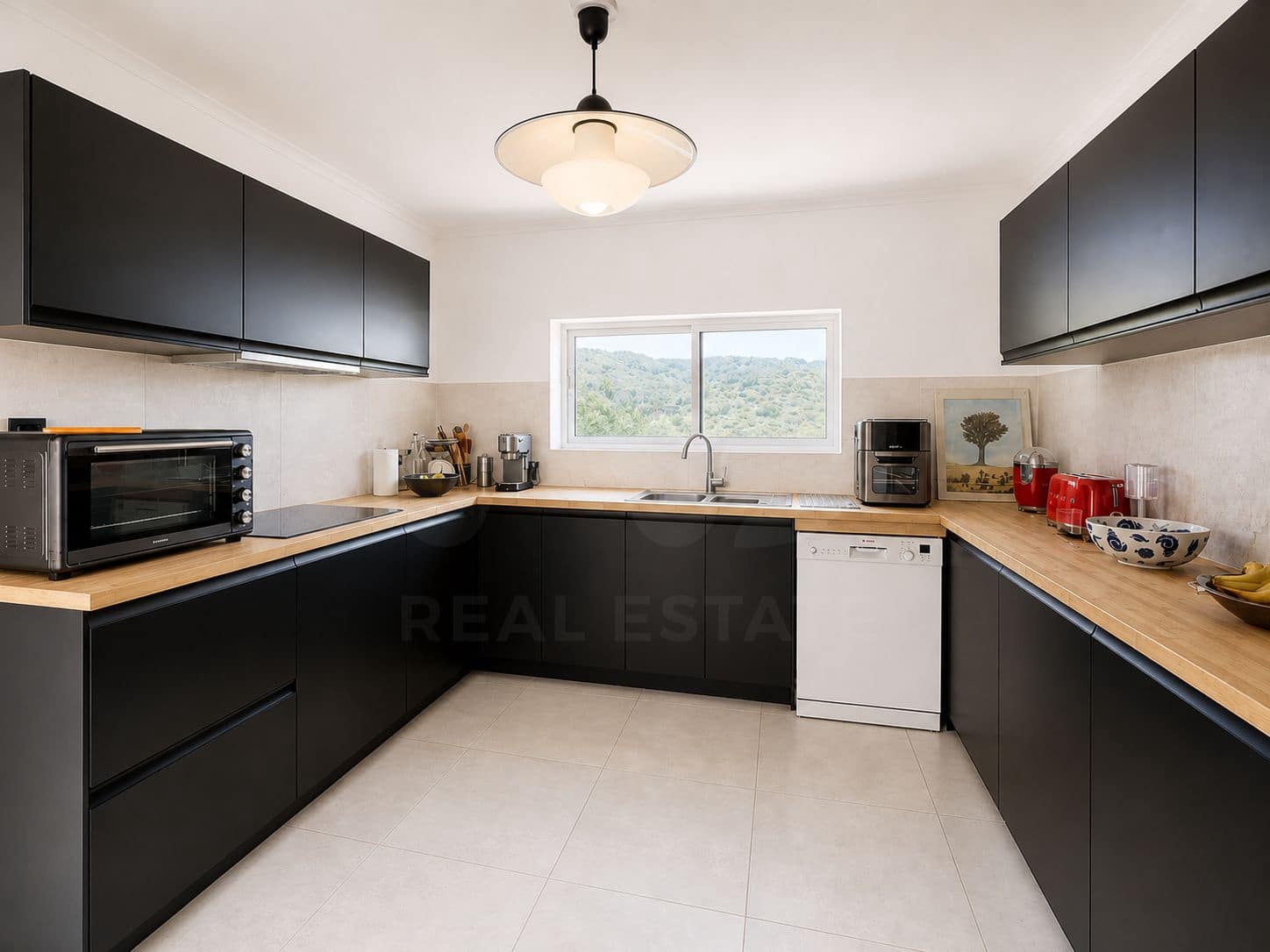 6 sovrum Hus till salu i Velez-Malaga med pool - 725 000 € (Ref: 9990111)