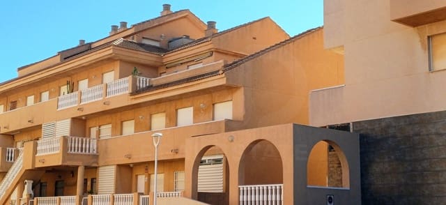 3 soveværelse Lejlighed til salg i La Manga del Mar Menor med swimmingpool garage - € 330.000 (Ref: 9990115)