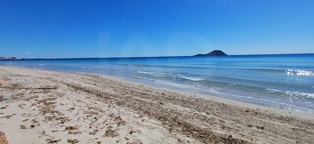 3 soveværelse Lejlighed til salg i La Manga del Mar Menor med swimmingpool garage - € 330.000 (Ref: 9990115)