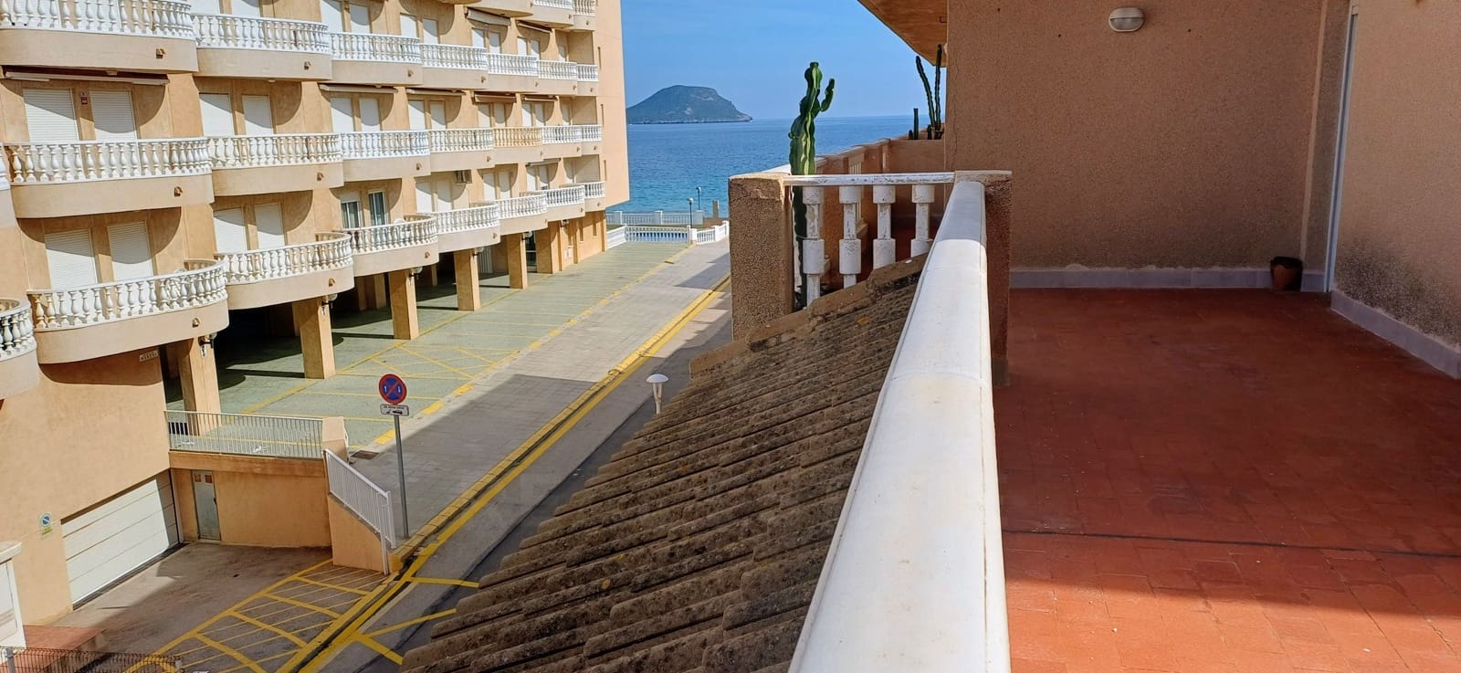 3 soveværelse Lejlighed til salg i La Manga del Mar Menor med swimmingpool garage - € 330.000 (Ref: 9990115)