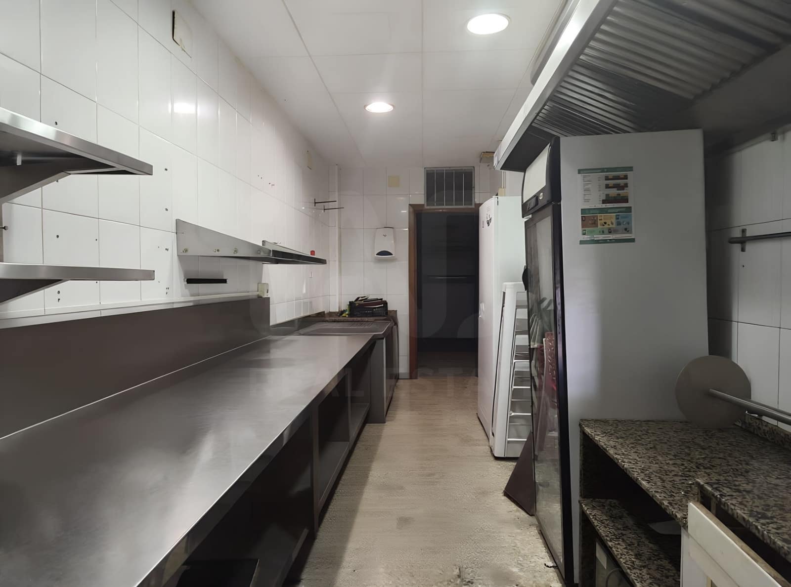 Commerciale in vendita in Tarragona citta - 115.000 € (Rif: 9990119)