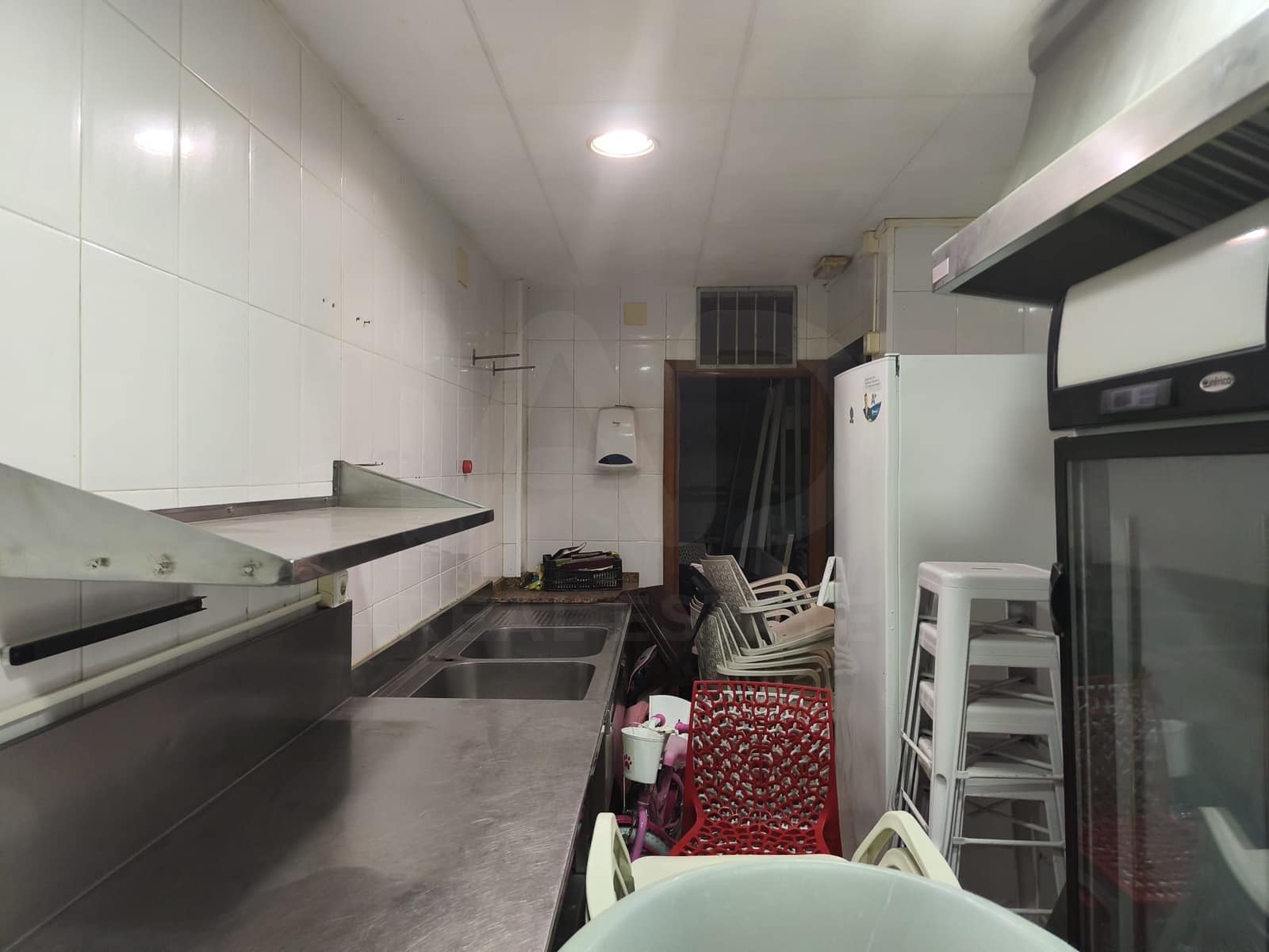 Commerciale in vendita in Tarragona citta - 115.000 € (Rif: 9990119)