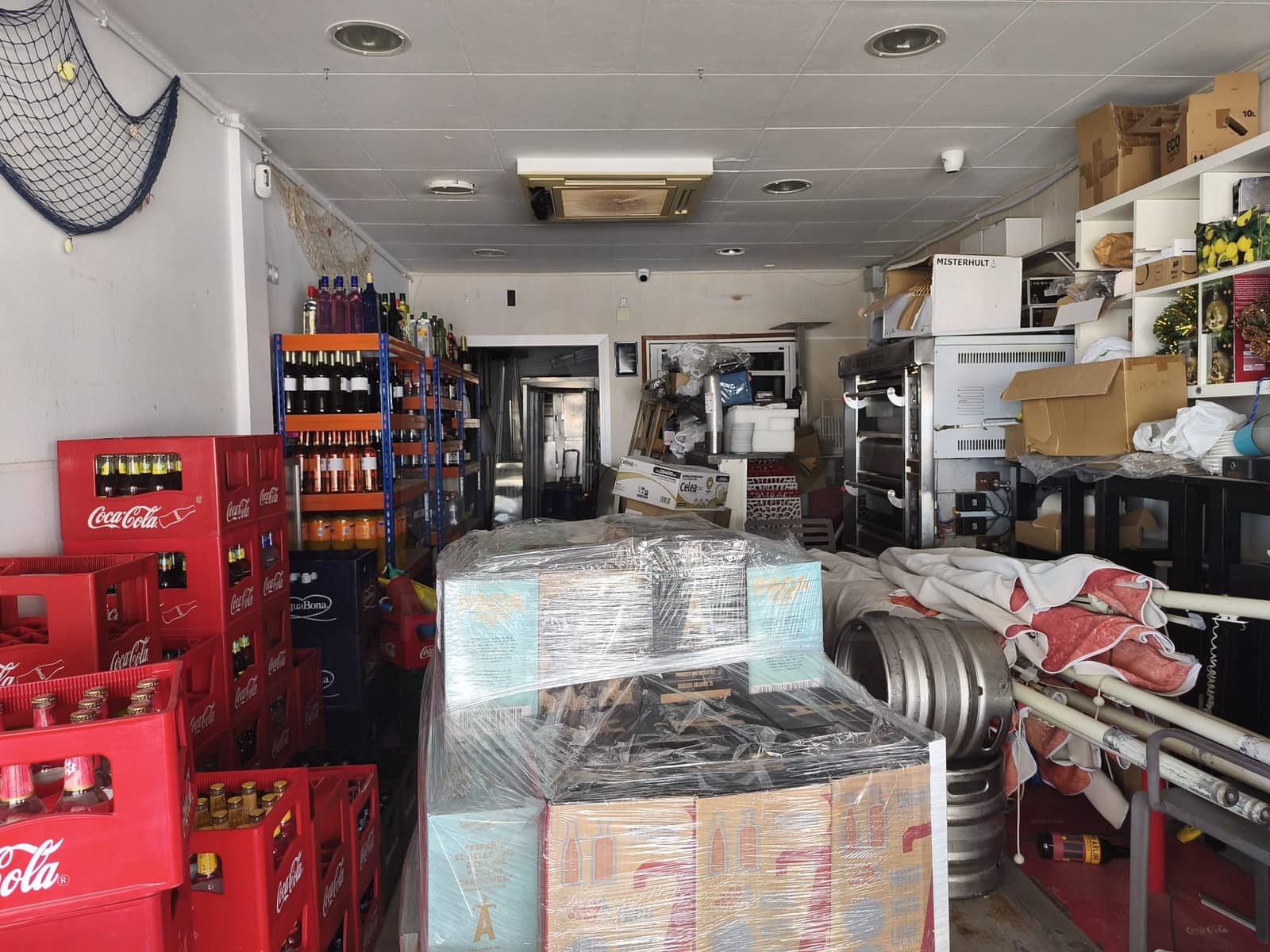 Kaupallinen myytävänä paikassa Tarragona kaupunki - 350 000 € (Ref: 9990120)