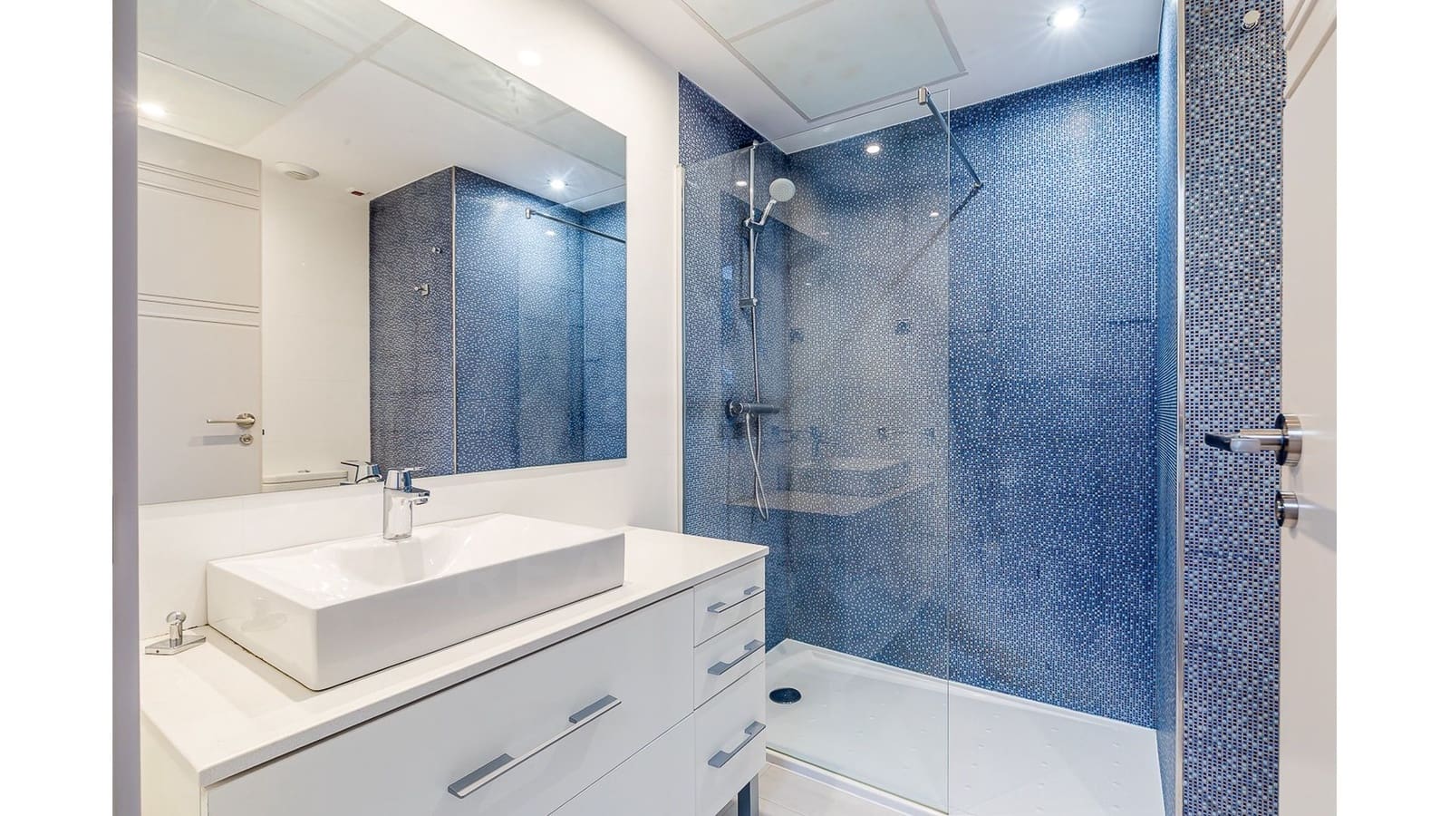 5 quarto Moradia para arrendar em Madrid cidade com piscina garagem - 6 000 € (Ref: 9990121)