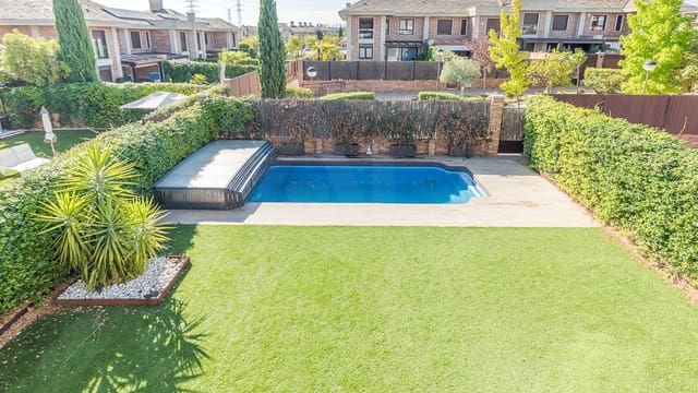 5 quarto Moradia para arrendar em Madrid cidade com piscina garagem - 6 000 € (Ref: 9990121)