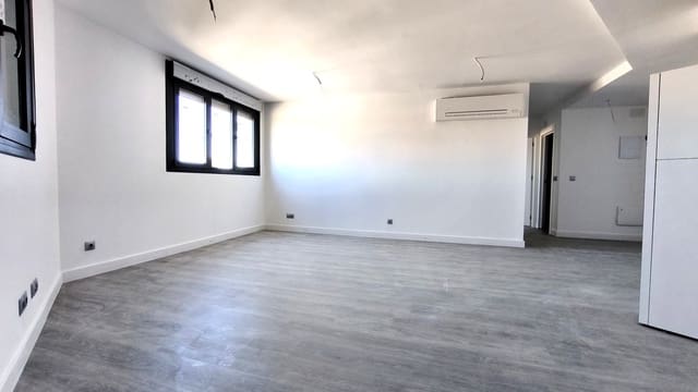 2 bedroom Apartment for rent in Bargas with garage - € 850 (Ref: 9990122)