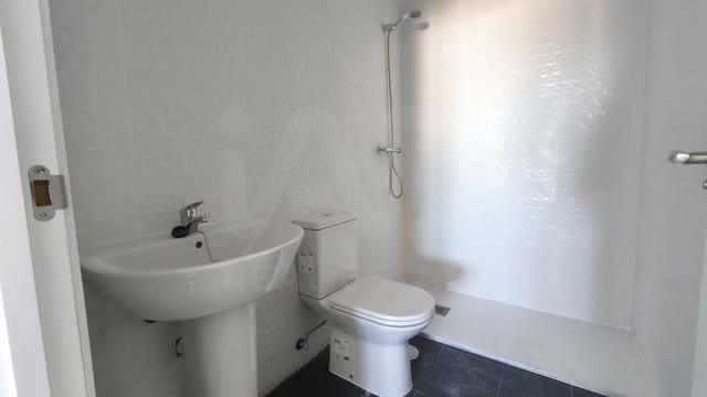 2 bedroom Apartment for rent in Bargas with garage - € 850 (Ref: 9990122)