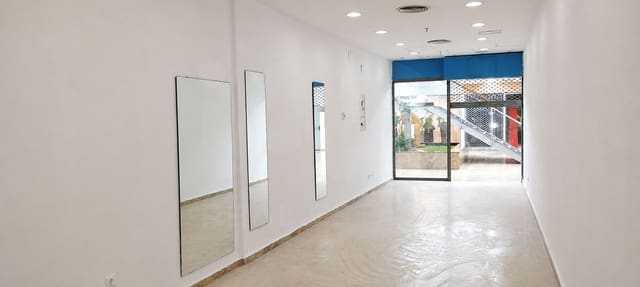 Erhverv til leje i Cádiz by - € 500 (Ref: 9990123)