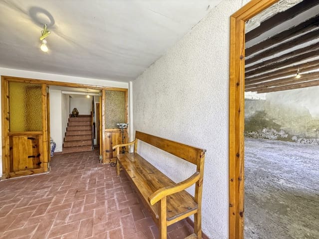 7 quarto Quinta/Casa Rural para venda em Teruel cidade com garagem - 249 000 € (Ref: 9990124)