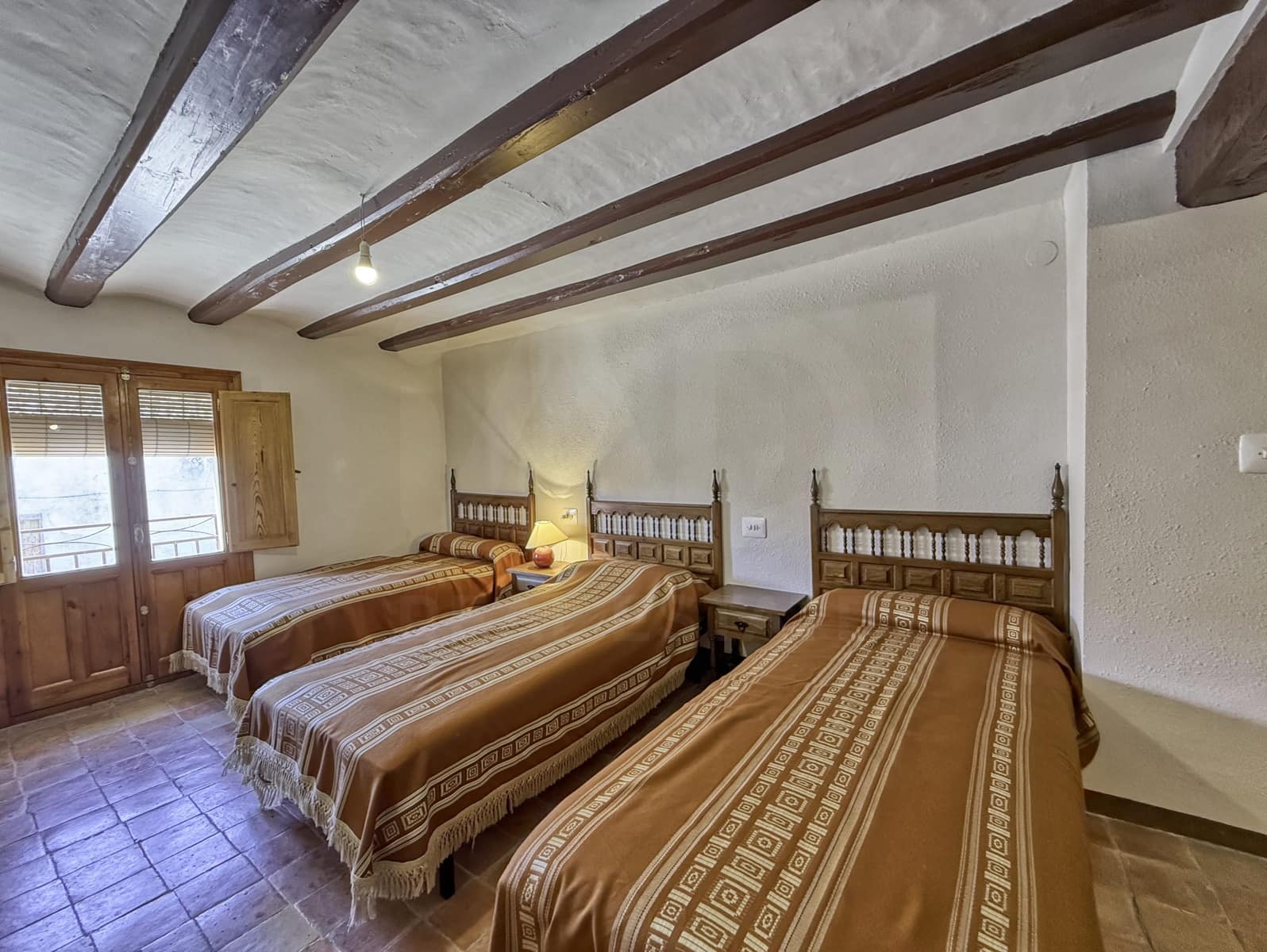 7 chambre Finca/Maison de Campagne à vendre à Teruel ville avec garage - 249 000 € (Ref: 9990124)