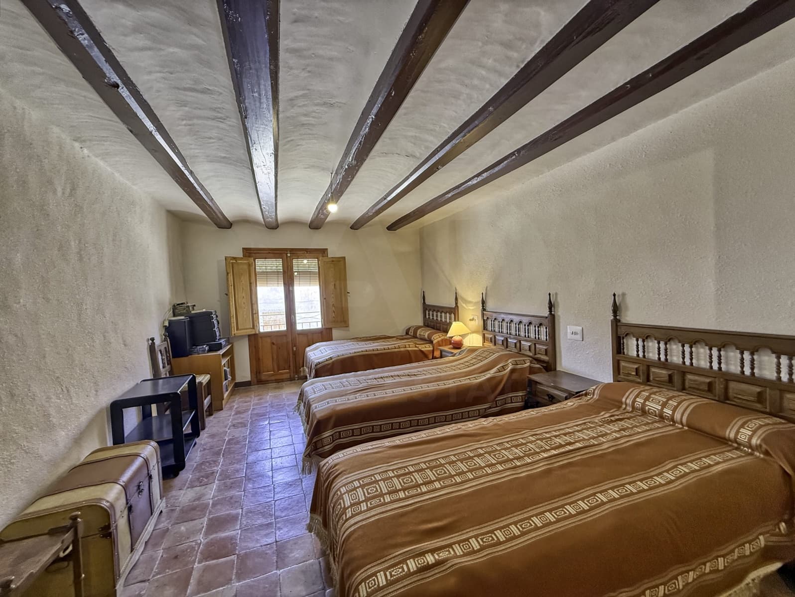 7 chambre Finca/Maison de Campagne à vendre à Teruel ville avec garage - 249 000 € (Ref: 9990124)