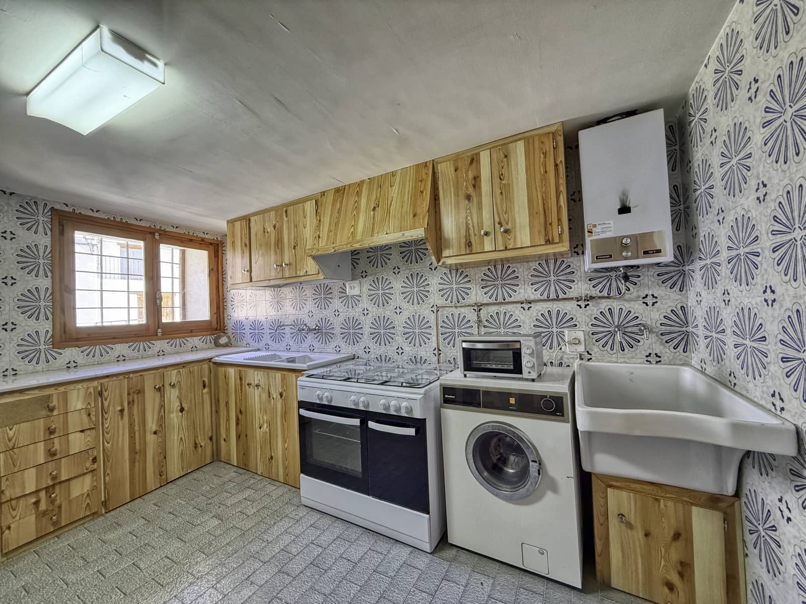 7 chambre Finca/Maison de Campagne à vendre à Teruel ville avec garage - 249 000 € (Ref: 9990124)
