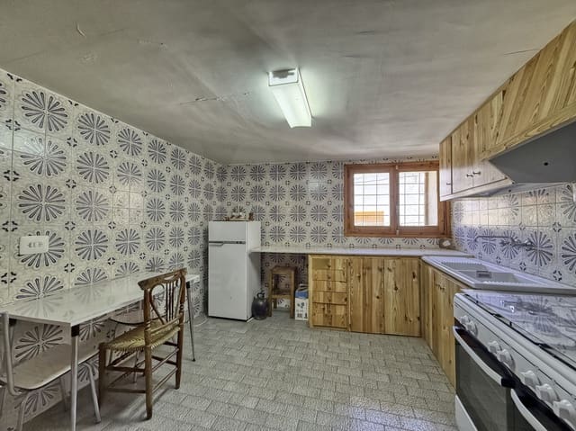 7 quarto Quinta/Casa Rural para venda em Teruel cidade com garagem - 249 000 € (Ref: 9990124)