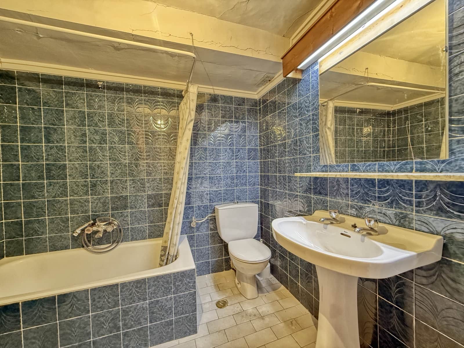 7 chambre Finca/Maison de Campagne à vendre à Teruel ville avec garage - 249 000 € (Ref: 9990124)