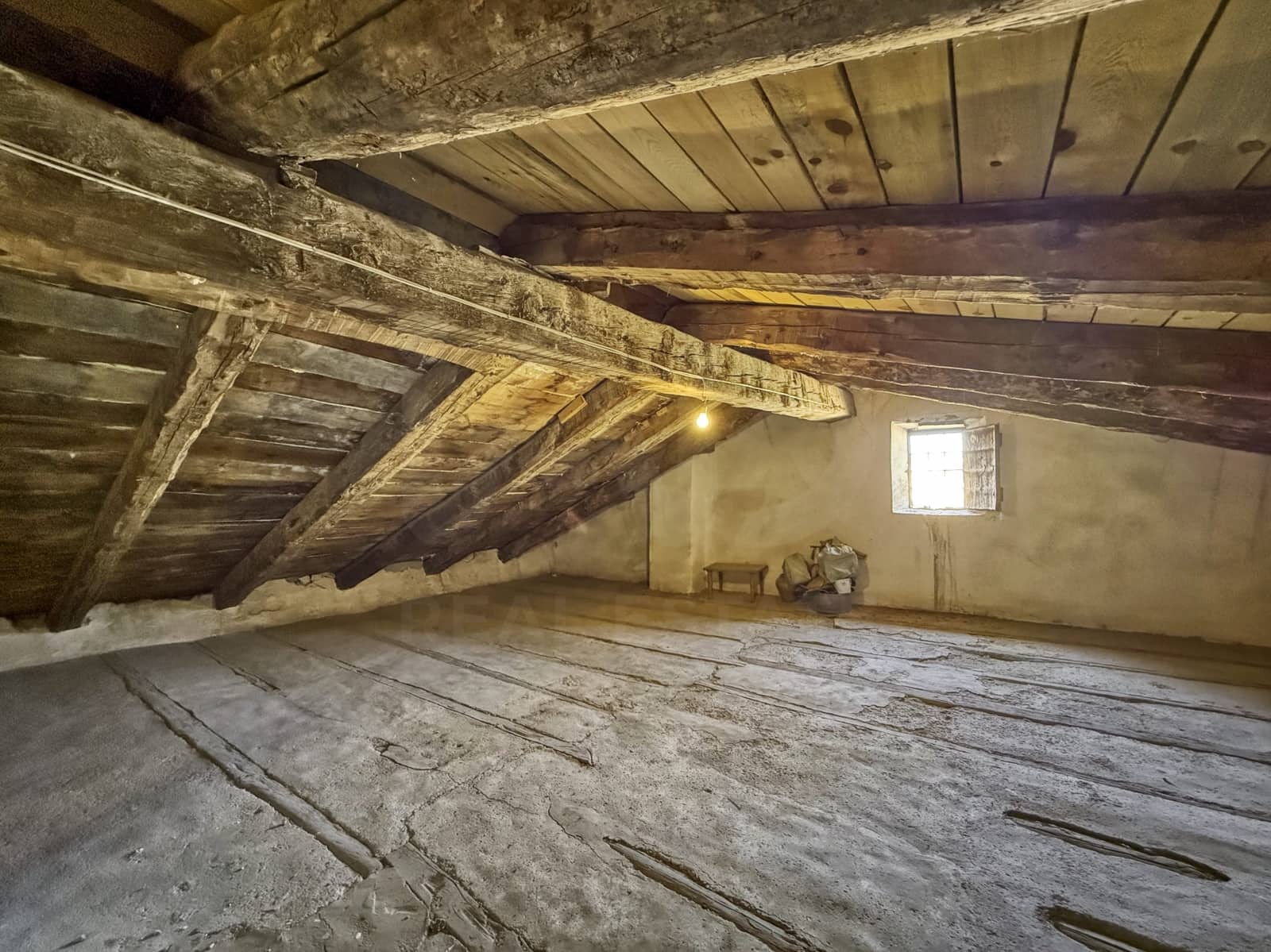 7 chambre Finca/Maison de Campagne à vendre à Teruel ville avec garage - 249 000 € (Ref: 9990124)