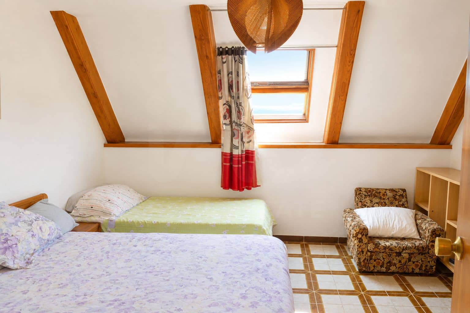 4 slaapkamer Rijtjeshuis te koop in Benicassim met zwembad garage - € 359.000 (Ref: 9990748)
