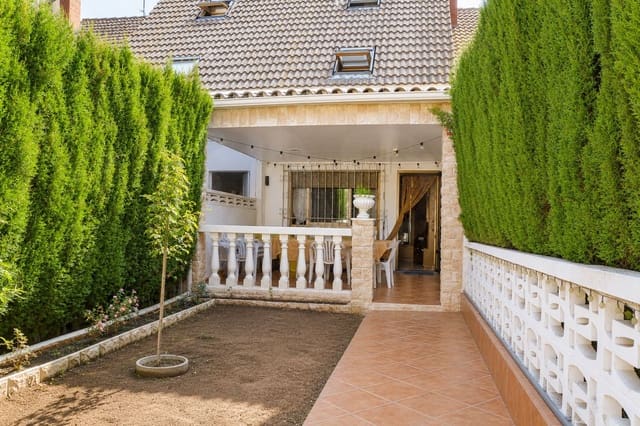 4 sypialnia Dom szeregowy na sprzedaż w Benicàssim z basenem garażem - 359 000 € (Ref: 9990748)
