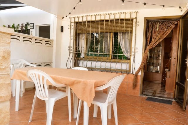4 sypialnia Dom szeregowy na sprzedaż w Benicàssim z basenem garażem - 359 000 € (Ref: 9990748)
