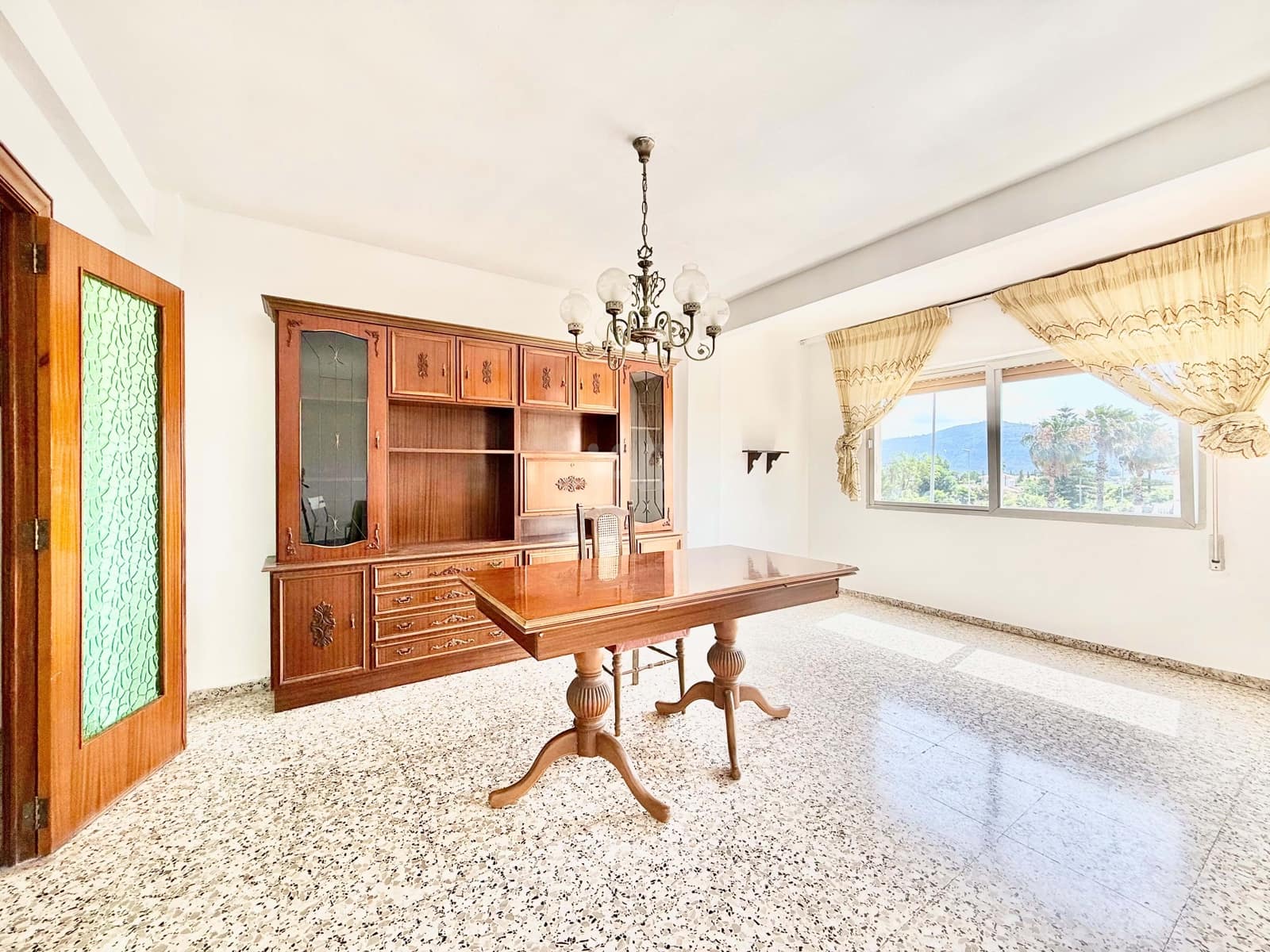 3 makuuhuone Huoneisto myytävänä paikassa Alicante kaupunki - 120 000 € (Ref: 9990942)